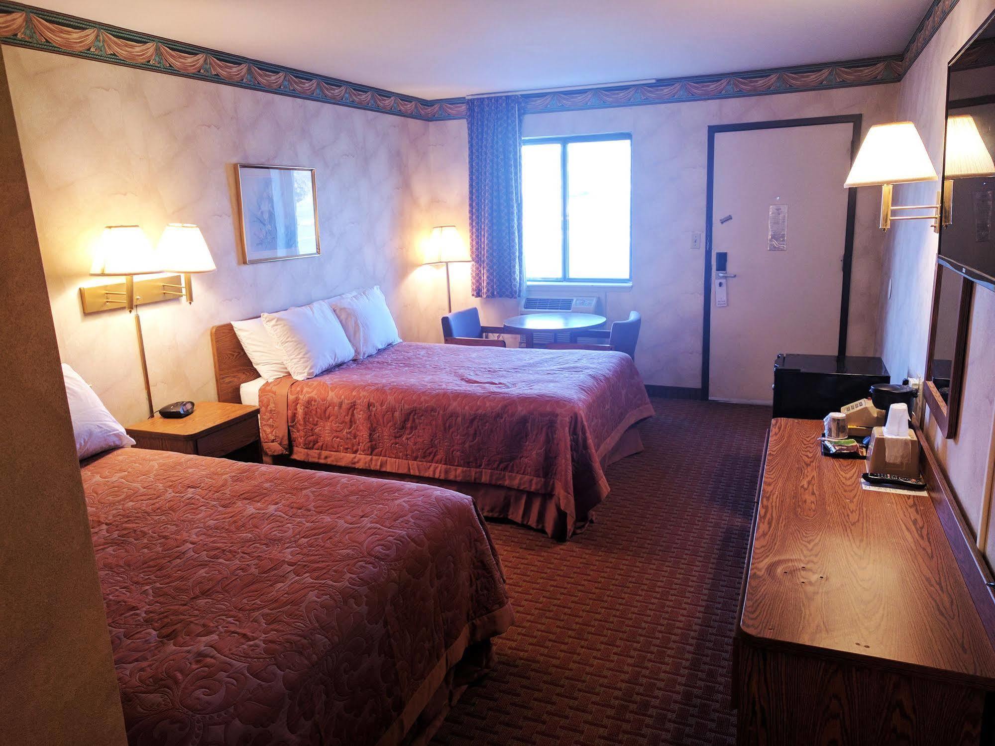 Value Inn Harrisburg-York Valley Green Bagian luar foto