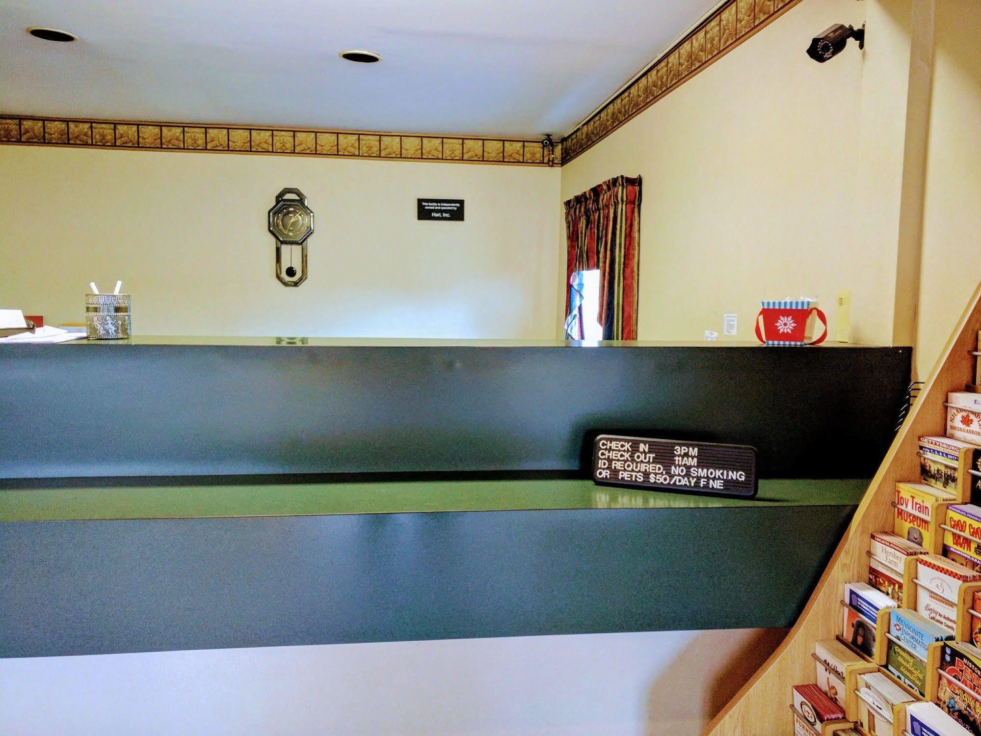 Value Inn Harrisburg-York Valley Green Bagian luar foto